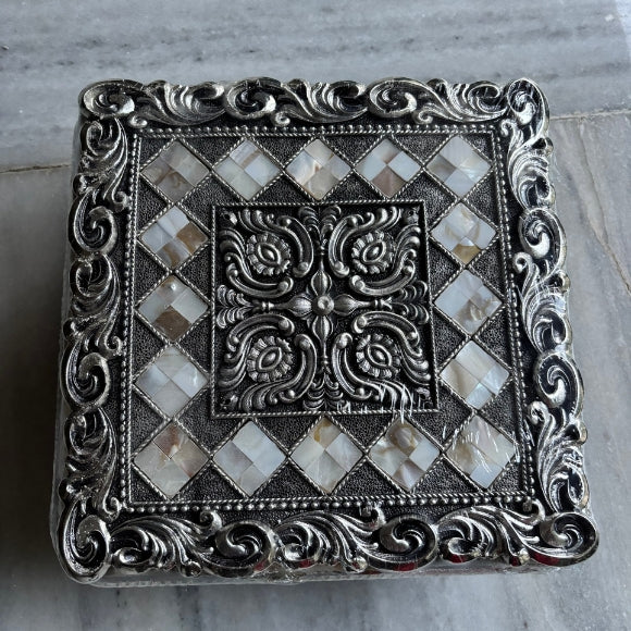 Aaranya Mother of Pearl Chowki